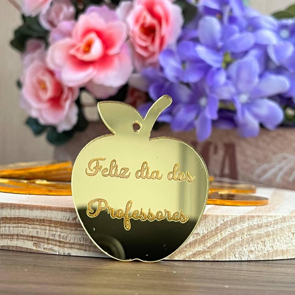 Acrilico Espelhado Dourado Dia dos Professores Maçã com Furo para Chaveiro 4cm Pacotes com 10 até 50 Unid