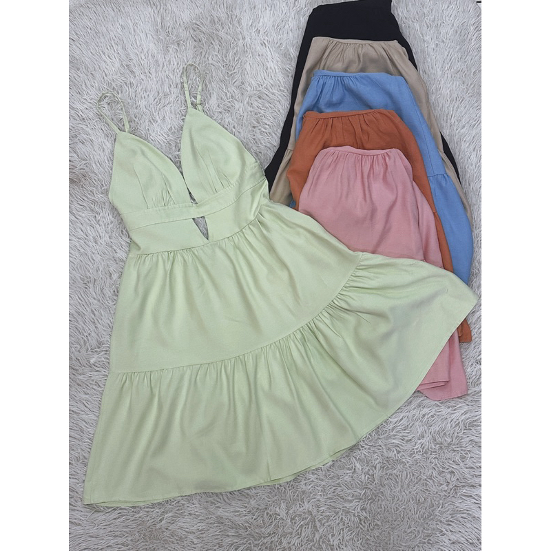 Vestido frente única com decote em V profundo em Oferta na Shopee