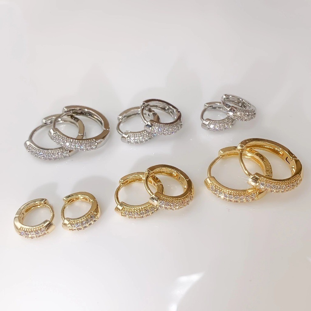 Kit 3 Pares Brinco Trio Com 3 Argolas Cravejada Na Zircônia Crystal Folheadas á Ouro 18K a prata 925