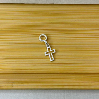 Berloque Cruz/ Crucifixo em Oferta na Shopee