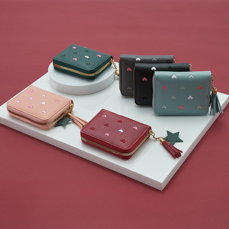 Carteira feminina pequena em couro, com porta-cartões, tassel e bolso elegante, modelo 1003. em Oferta na Shopee