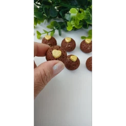 Mini coraçãozinho de açúcar comestivel para decoração de doces PRONTA ENTREGA dourado