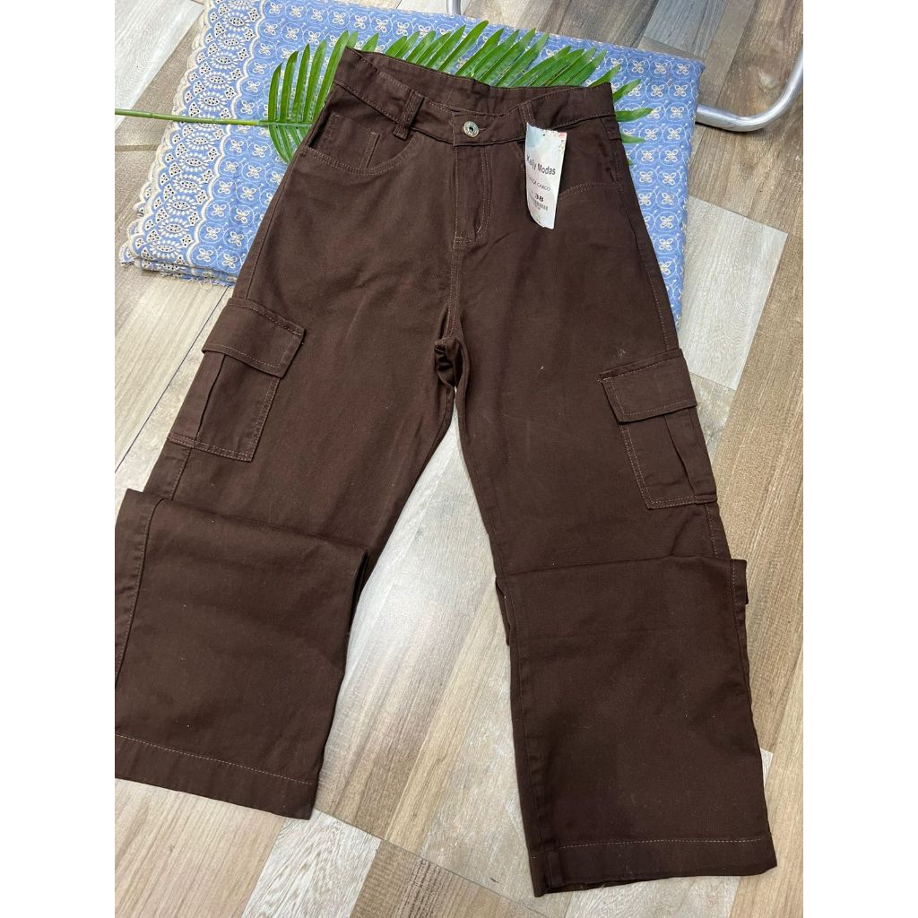 Calça Jeans Feminina Cargo 2 Bolso Marron