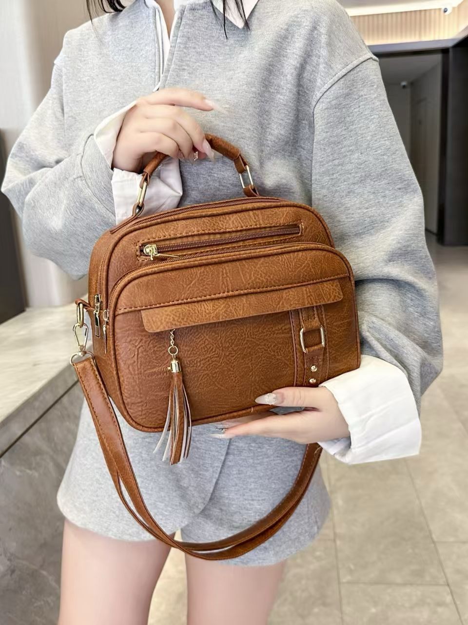 Bolsa Feminina Com Alça Lateral Transversal Faixa de Mão De Couro S2420 JZ
