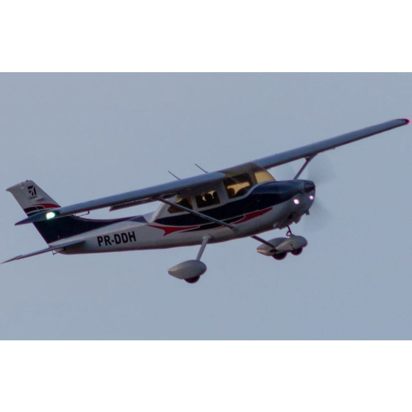 Kit De Luzes De Navegação Para Aeromodelo - Cessna 182 20cc