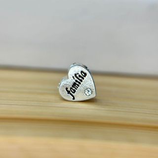 Berloque separador “familia” com pedra cristal, banhado a prata com garantia em Oferta na Shopee