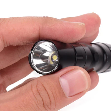 Mini Lanterna LED Portátil | Tocha de Bolso para Oficina, Camping, Emergência e Trilhas