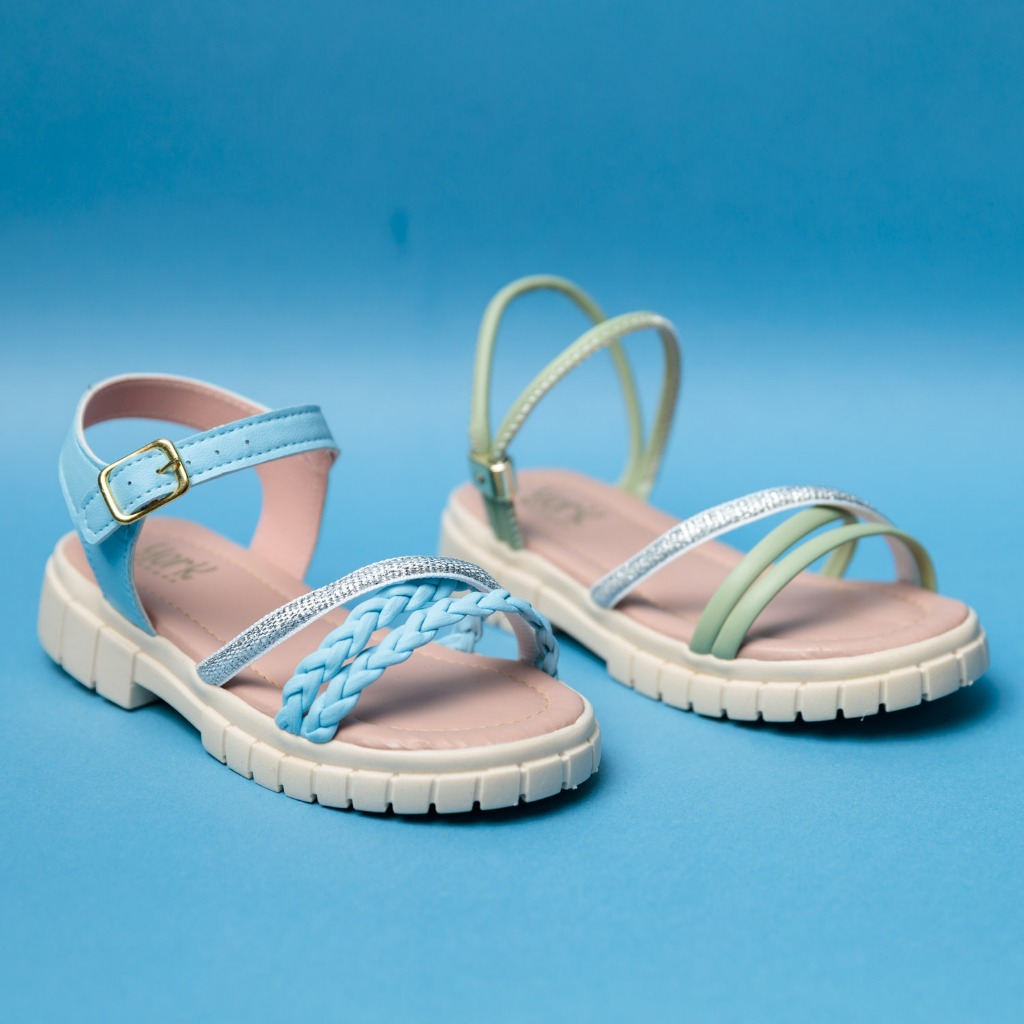Sandália Infantil Menina Tratorada Casual Brilho Glitter Várias Cores Ponta e Fivela Escolar Confortável