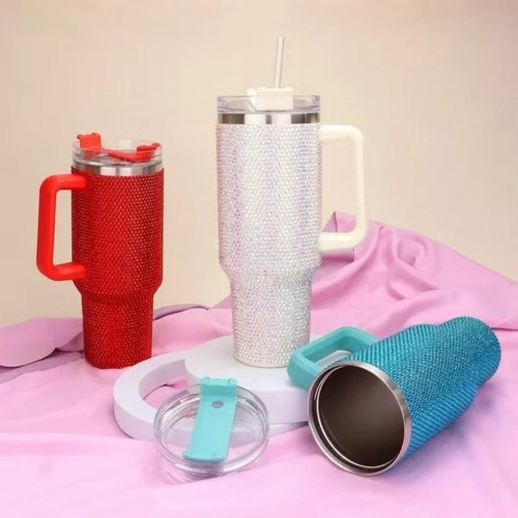Super Novidade! Copo Térmico 1200ml Com Strass Brilhante Com Alça Tampa E Canudo de Plastico