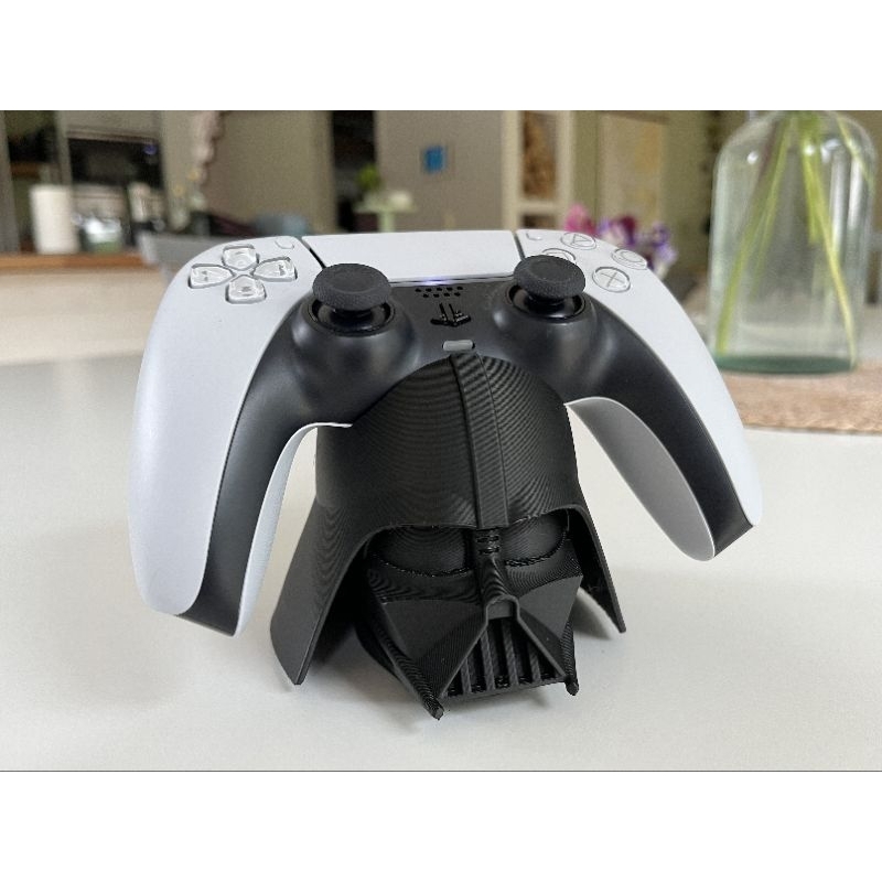 Decoração Gamer Suporte Estilo capacete do Darth Vader para Controle PS5 - Peça decoração para setup