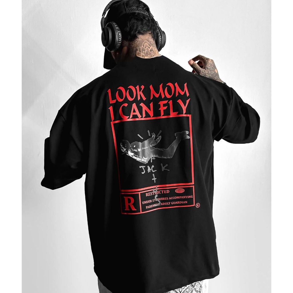 Camiseta Oversized Look Mom I Can Fly – estilo urbano, conforto e atitude streetwear.