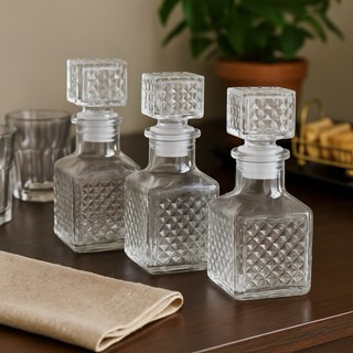 3 MINI GARRAFA LICOREIRA DE VIDRO QUADRADA 40ML