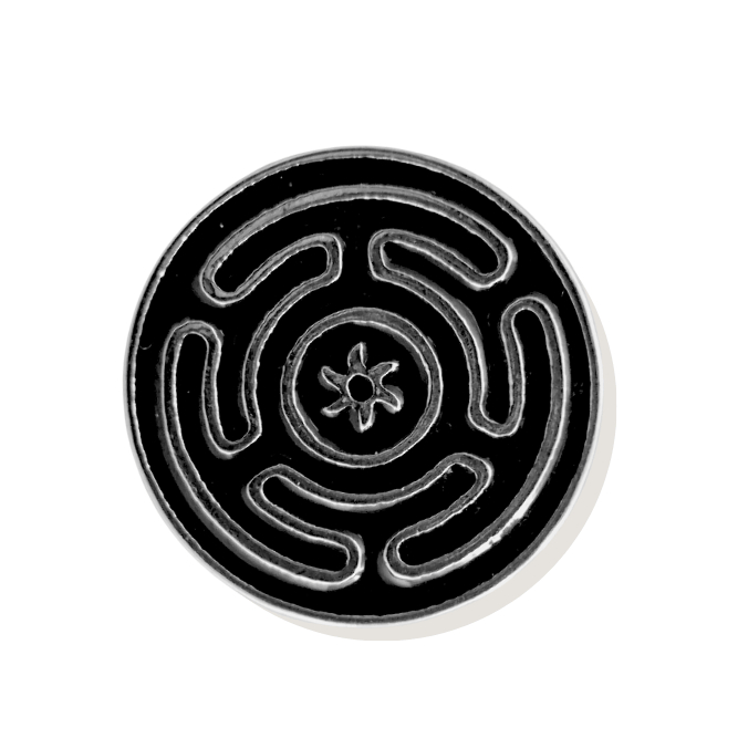 Broche Roda de Hécate Wicca das Bruxas Deusa