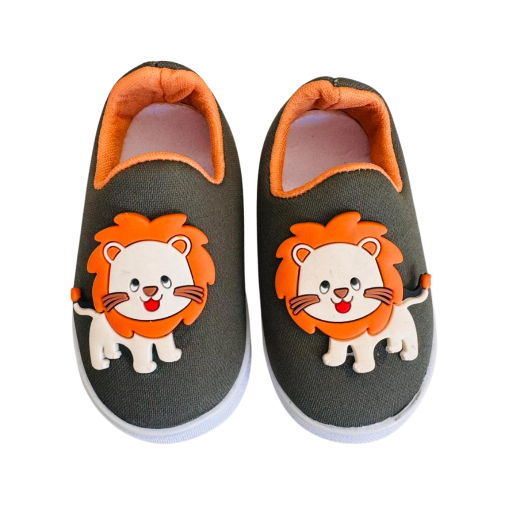 Tênis Infantil Slip On Menino Leão Confotável Leve Macio Seguro Moda Passeio Volta Às Aulas
