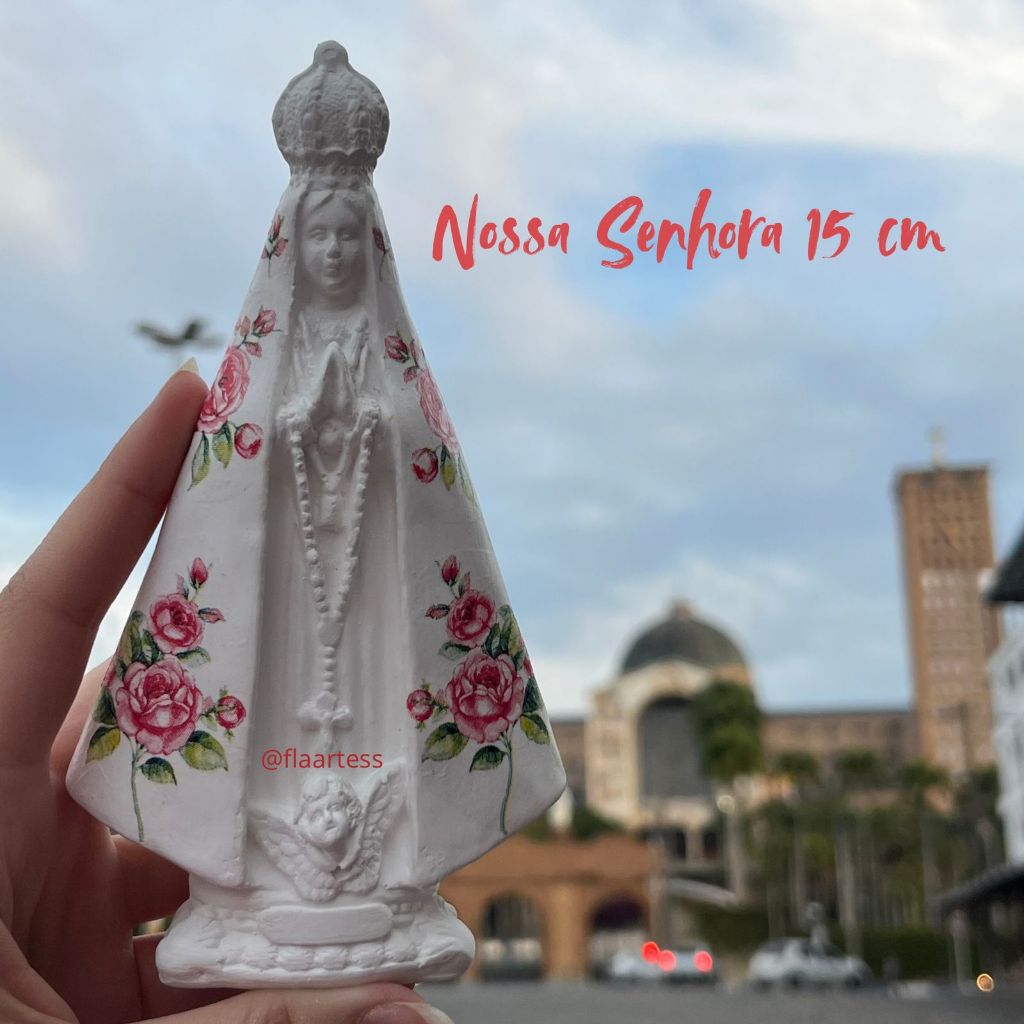 Nossa senhora aparecida 15 cm em decoupagem rosa e branco/lembrança de batizado/lembrança de casamento