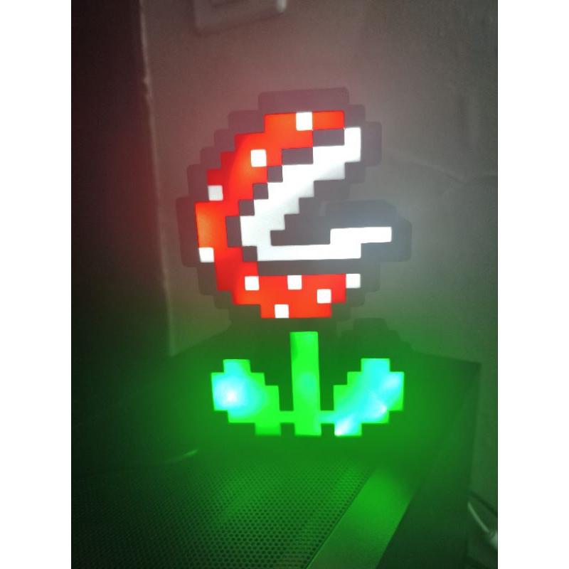 luminária piranha plant super Mario pixel art