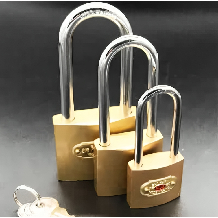 Cadeado Latonado Haste Longa Zamac com Chave