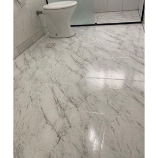 Adesivo Piso Autocolante Lavável Chão, Pias, Paredes, Moveis, Imita Marmore Calacata Branco Claro 1mtx60cm em Oferta na Shopee