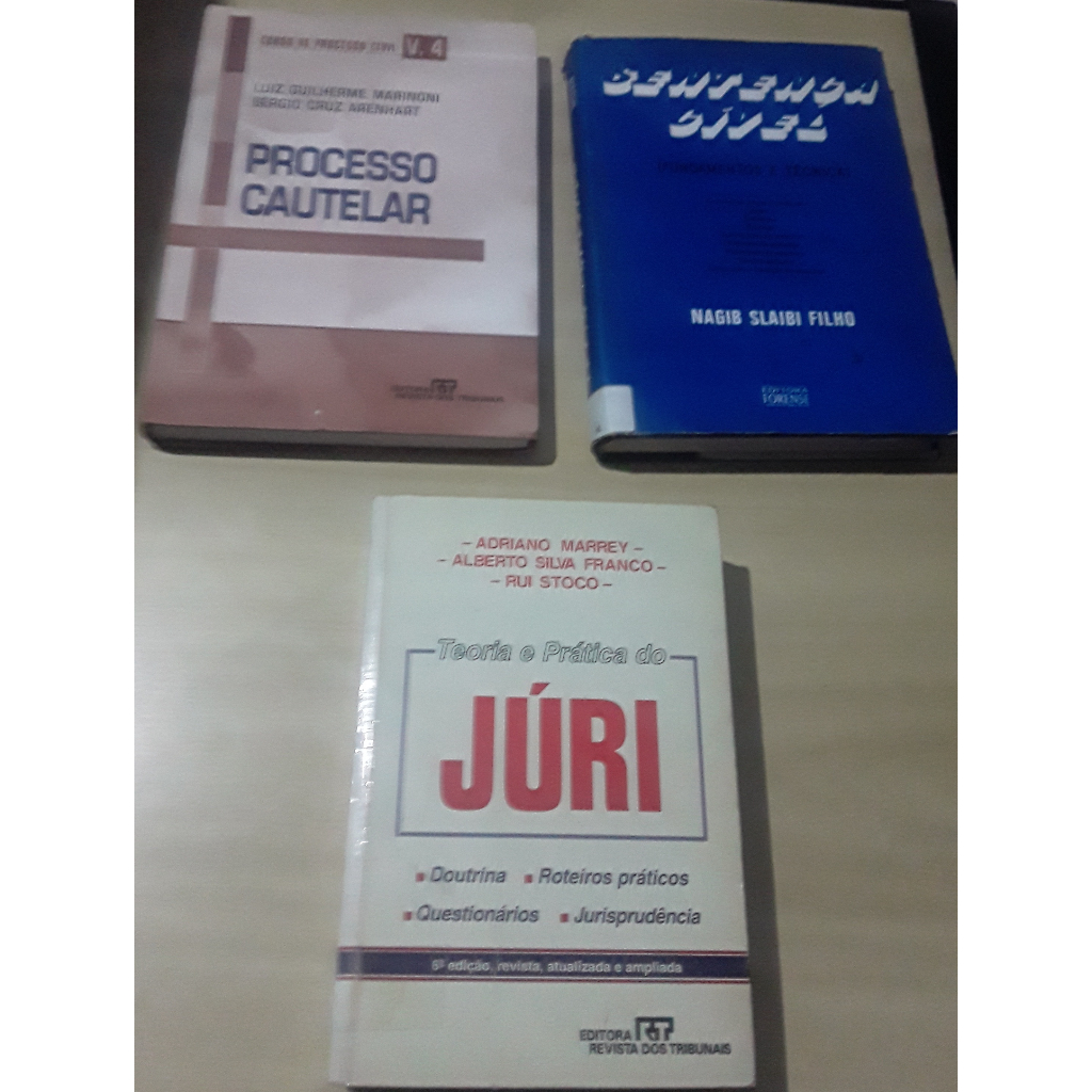 Livros Processo Cautelar curso de processo civil v. 4 + Sentença Cível Fundamentos e Técnica + Teoria E Prática Do Júri - 03 volumes