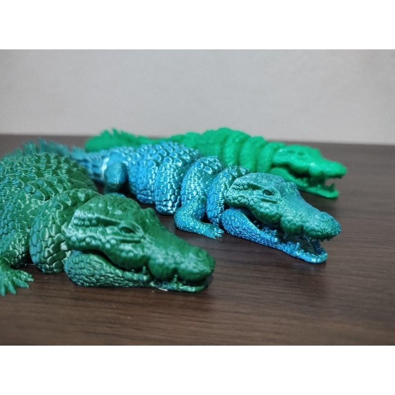 🐊 Crocodilo articulado 29cm em impressão 3D.