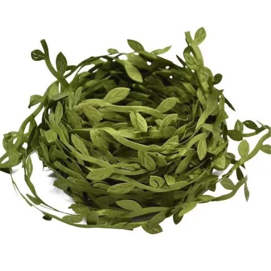 Cordão Decorativo de Folhas Sintéticas com 5 metros em Oferta na Shopee