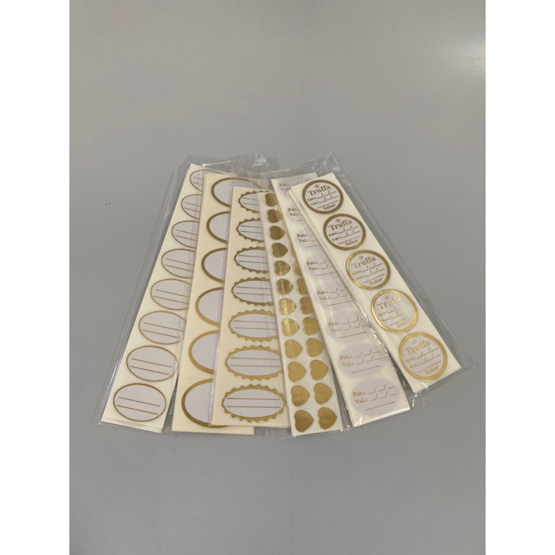 Etiquetas adesivas trufa validade coração