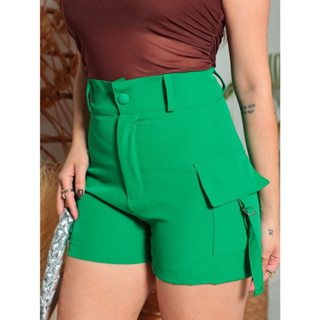 SHORT ALFAIATARIA FEMININO COM BOLSOS NAS LATERAIS .
