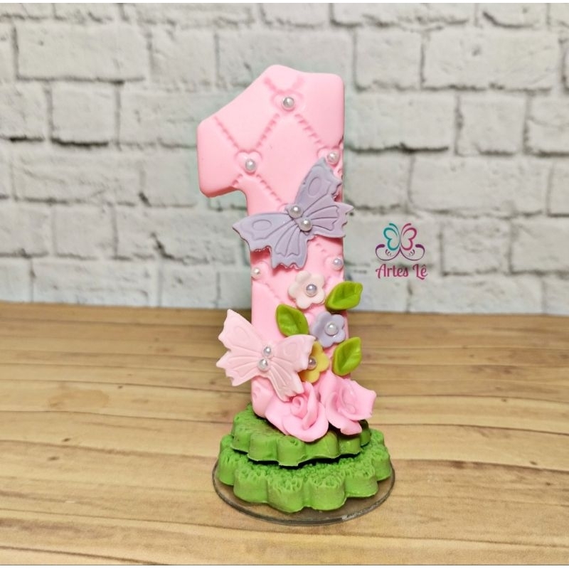 Vela Temática Jardim Encantado, borboletas, personalizada em biscuit em Oferta na Shopee