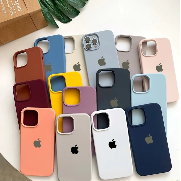 Capa Case NOVO iPhone 15 aveludada Premium Silicone Macio