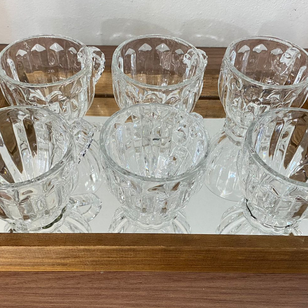 Jogo de xicaras cristal Lyor  bandeja de espelho. Conjunto de xicara de café