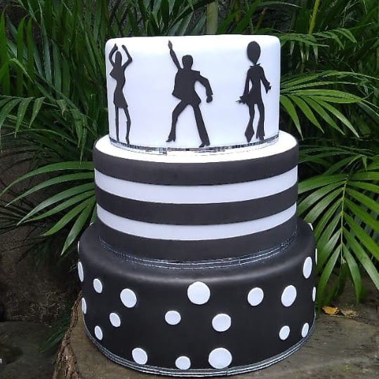 Bolo Fake de 50 Anos: Onde Comprar | BuscaProdutos