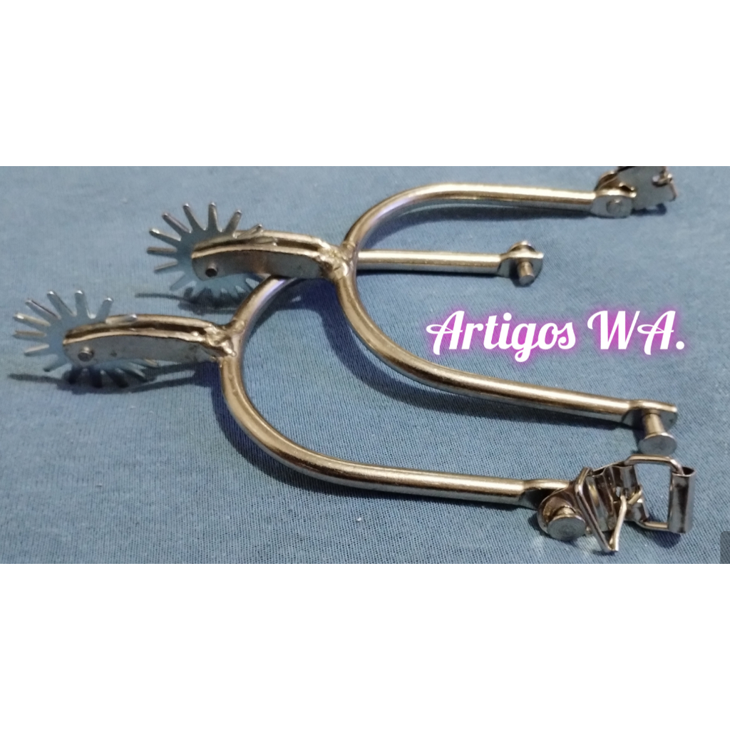 Espora Mineira de Ferro Roseta 16 bicos com correia de couro legítimo BRIND.