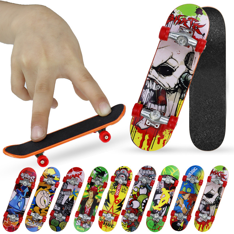 Skate De Dedo Skateboard Brinquedo Radical Com Kit Rodinhas e Chave