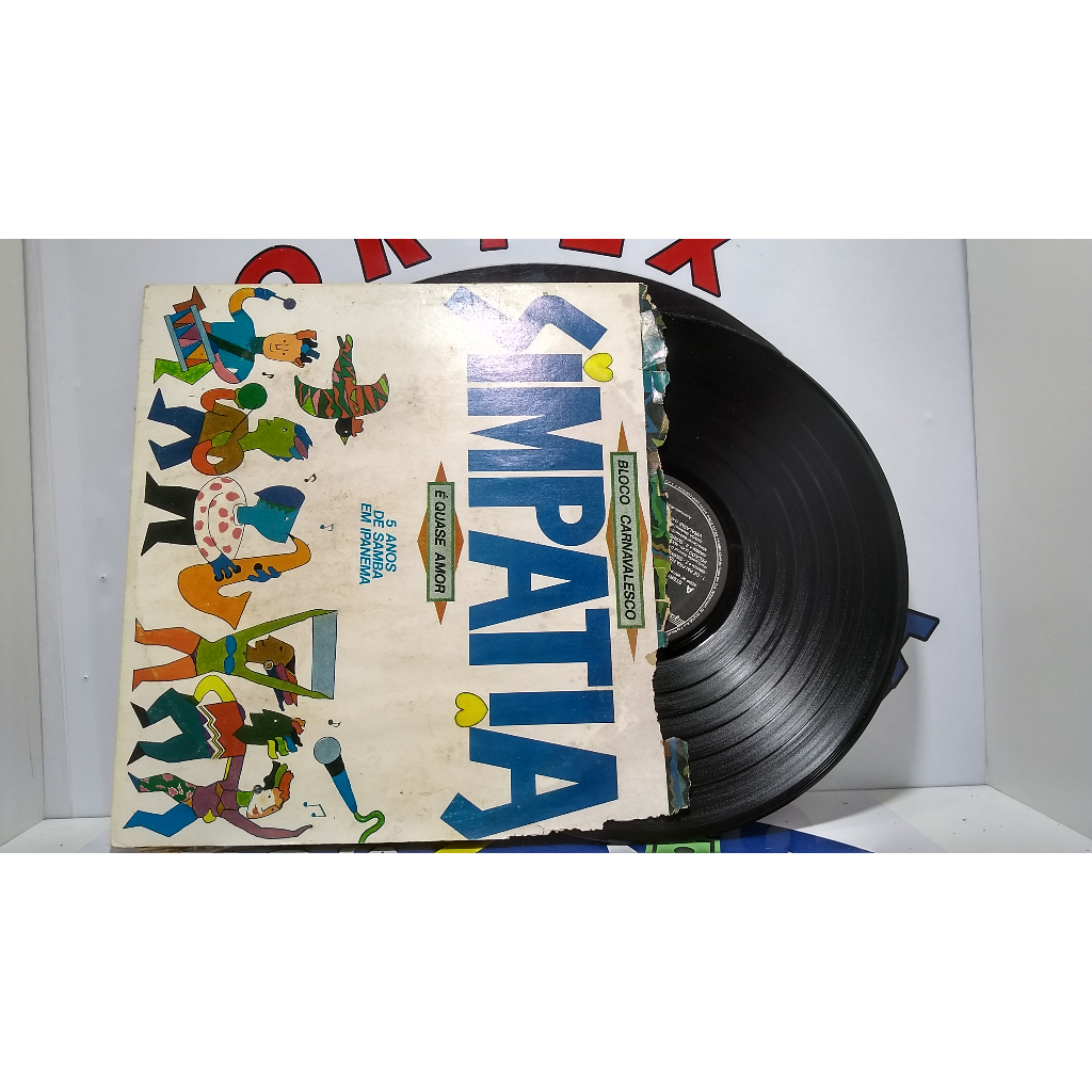 Bloco Carnavalesco Simpatia É Quase Amor – 5 Anos De Samba Em Ipanema lp