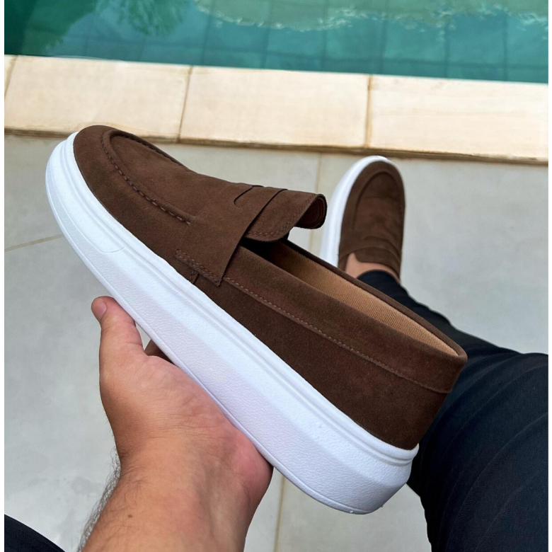 Sapato Masculino Mocassim Loafer Camurça Luxo Sola Alta