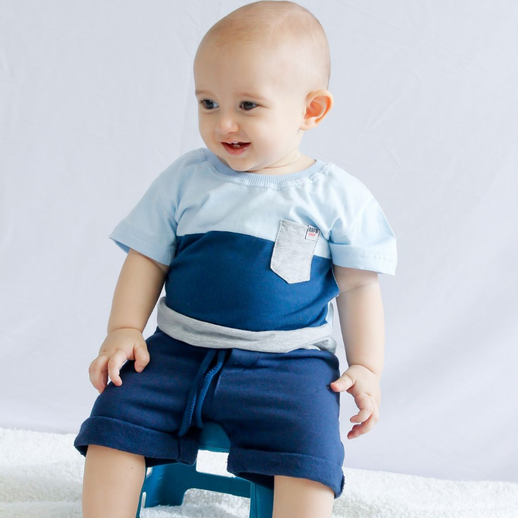 Conjunto Infantil Masculino Bebe Menino - Roupa Bebê Menino Alta Qualidade Algodão - Camisa e Bermuda Moletom - Listrado Novo