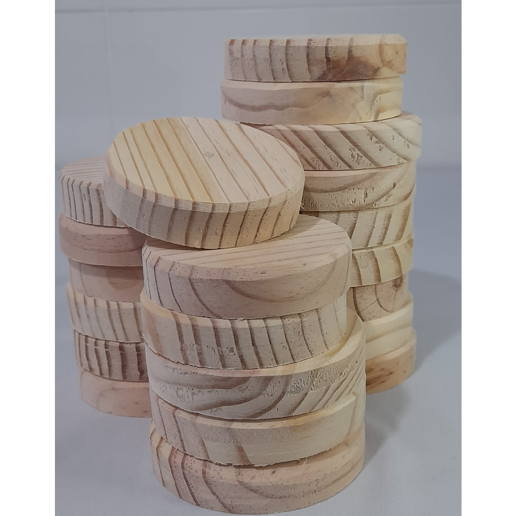 Bolachas Porta Copos Redonda Madeira Pinus Acabamento Kit 10 Unidades 8,2 cm de Diâmetro Barato