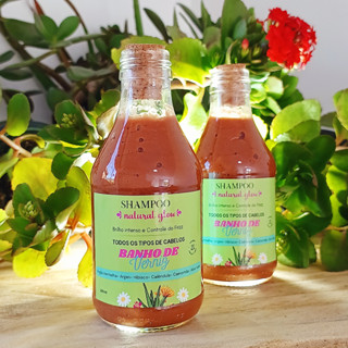 Shampoo Natural Glow- Anti Frizz- Argila Vermelha, Argan, Hibisco, Calêndula, Camomila, Aloe Vera.