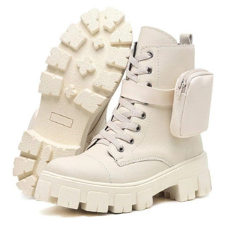 Bota Coturno Nude Feminina Moderna Tratorada Blogueira Confortavel Com Bolsinha Ajustavel Lateral Removível
