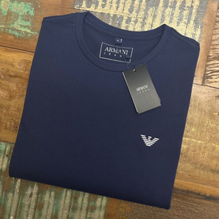 Camiseta masculina logo emborrachado no peito diversas cores a