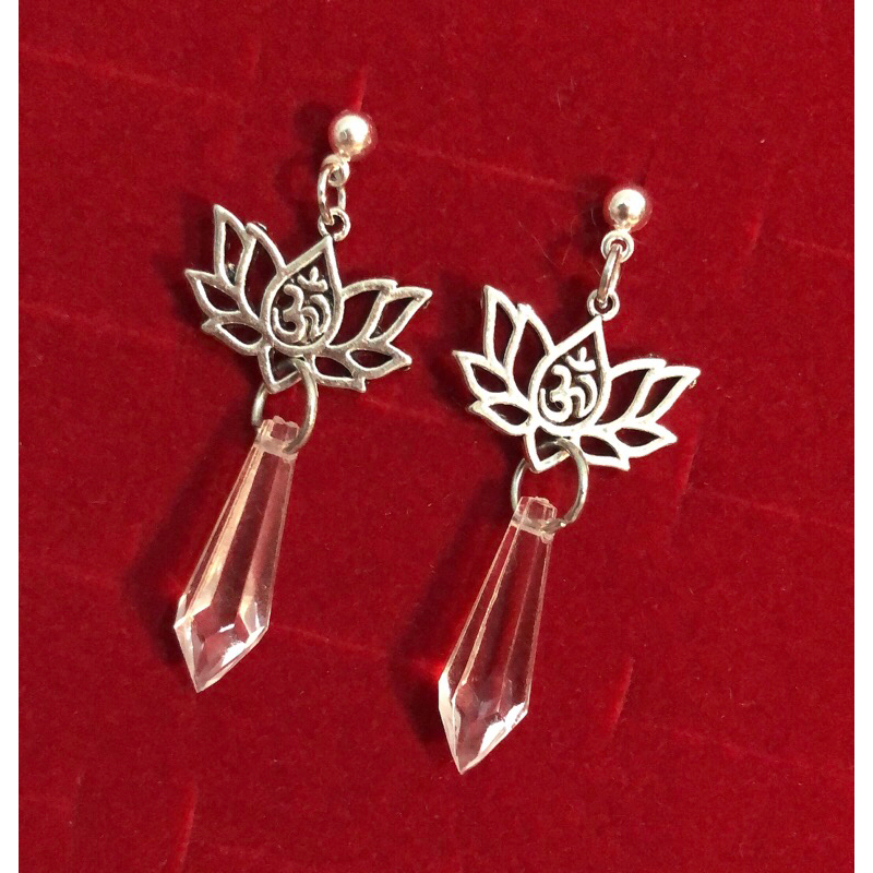 Brincos Flor de Lótus - Cristal - Acrílico - Om - Hindu - Hinduísmo - Ganesha - Lakshmi