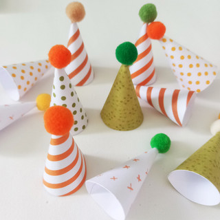 Mini chapeuzinhos para docinhos - Dino/ chapéu para docinhos/topos de doces/decoração festa infantil