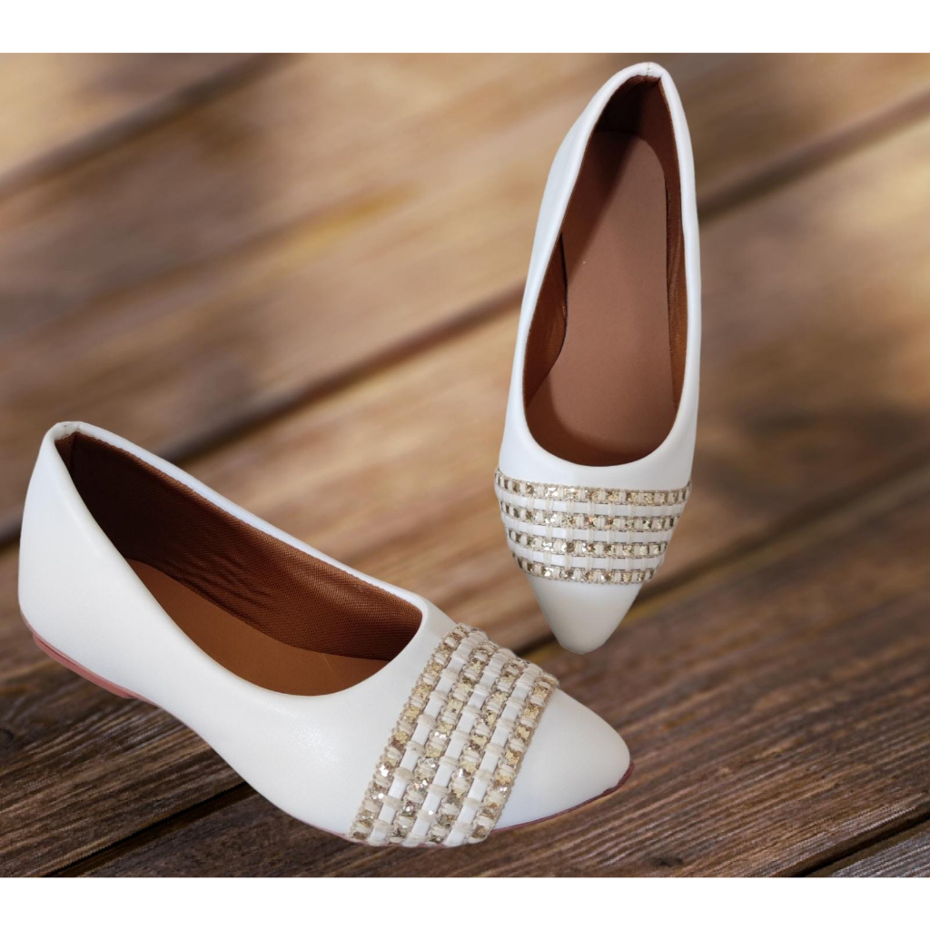 Mule Feminino Sandália Sapato Muller Sapatilha Bico Fino Detalhe Brilho Confortavél
