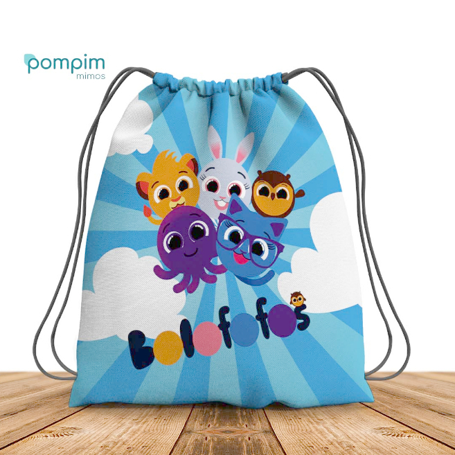 Kit Lembrancinha Mochila Saco Bolofofos de tecido personalizado, para festas e aniversários.