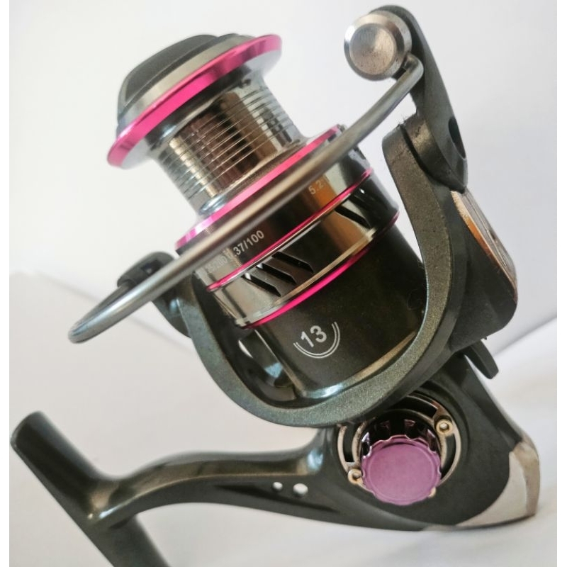 molinete pesca 13 rolamento + 1 isca artificial  tambor de metal manivela de metal aro do tambor reforçado top de linha para todos os tipos de pesca , mega force estrutura reforçada