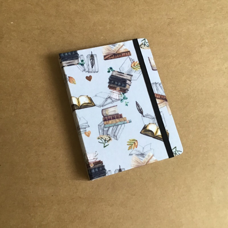 Novo Capa para Kindle ESCOLHA O MODELO DE ACORDO COM O APARELHO - Temos tamanhos para Kindle 8, 10 e 11 geração; Paperwhite 7, 10, 11 e Signature Case Artesanal Livro fundo cinza