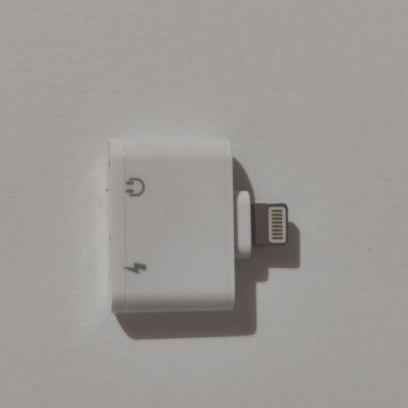 Adaptador Carregador + fone lightning apple