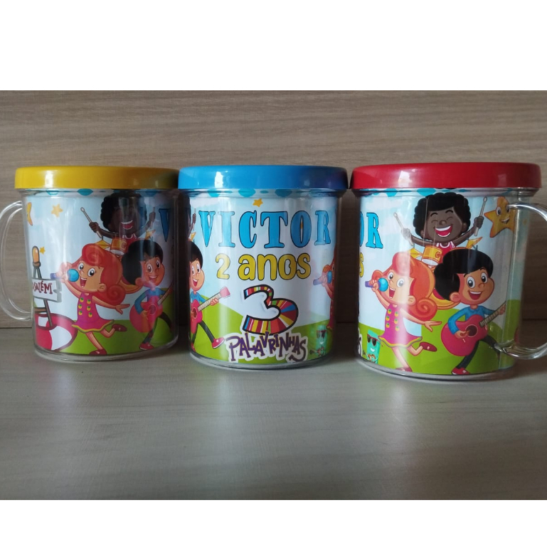 10 caneca acrílica personalizada para festa infantil lembrancinha Três palavrinhas