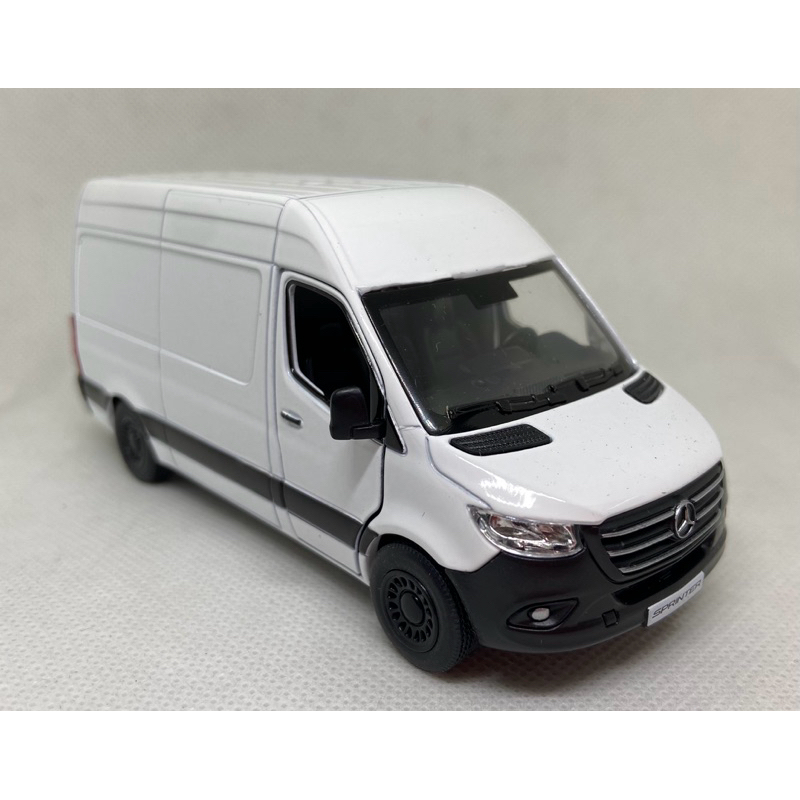 Miniatura Van Mercedes-Benz Sprinter Branca 1:48