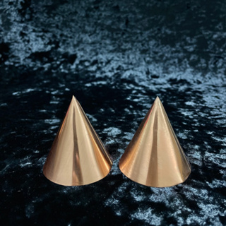 KIT DUAS UNIDADES CONES DE COBRE (P) FILTRO NATURAL DE ENERGIAS - 6CM em Oferta na Shopee